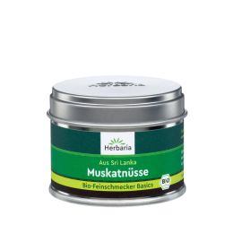 Muskatnüsse, ganz bio